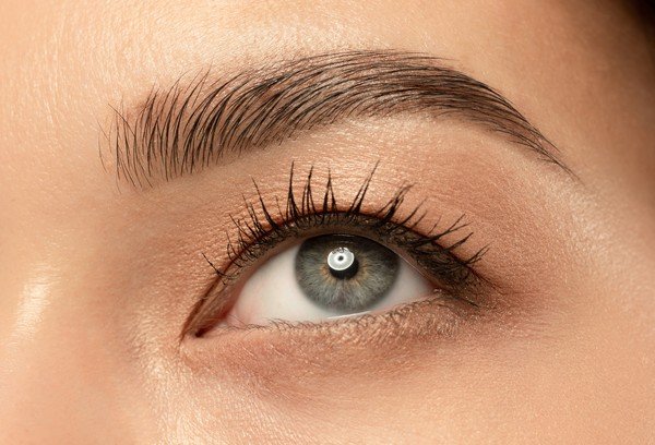 beautiful-young-woman-s-eye-close-up-shot beautiful-young-woman-s-eye-close-up-shot